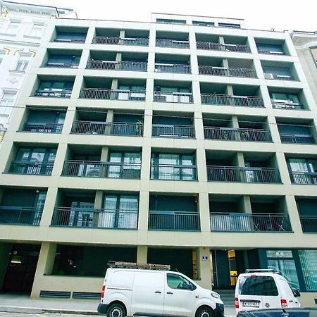 Top Central Apartment On Karlsplatz Vienna Exterior photo