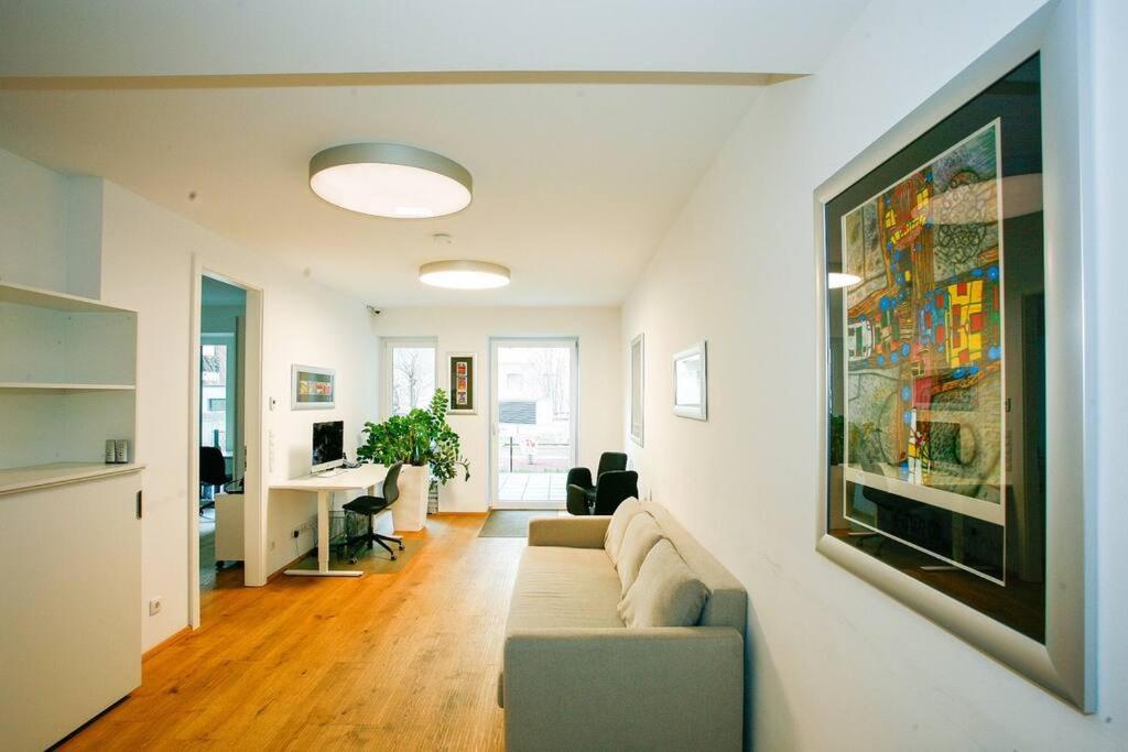 Top Central Apartment On Karlsplatz Vienna Exterior photo